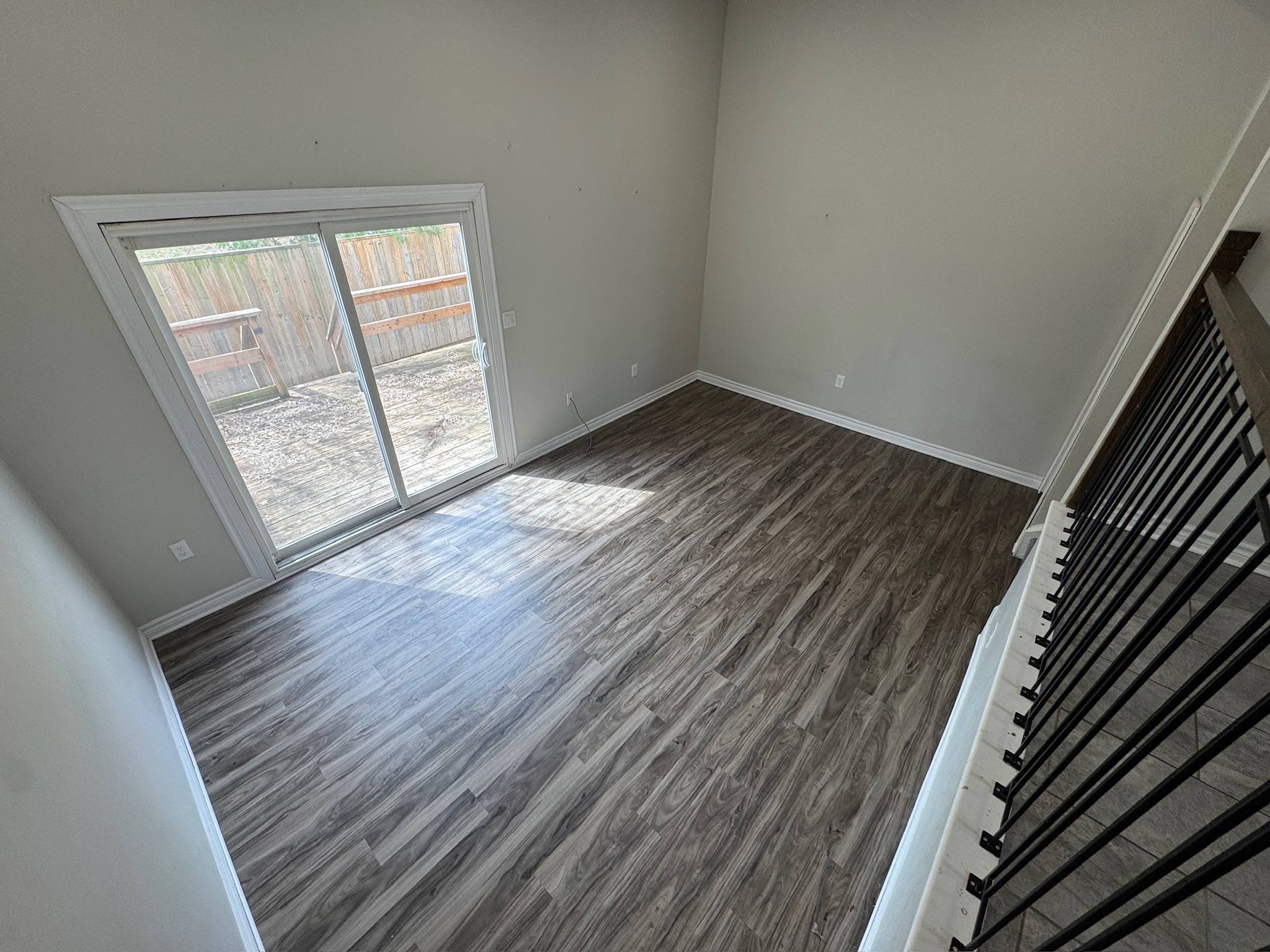 357 Murray Street - 14