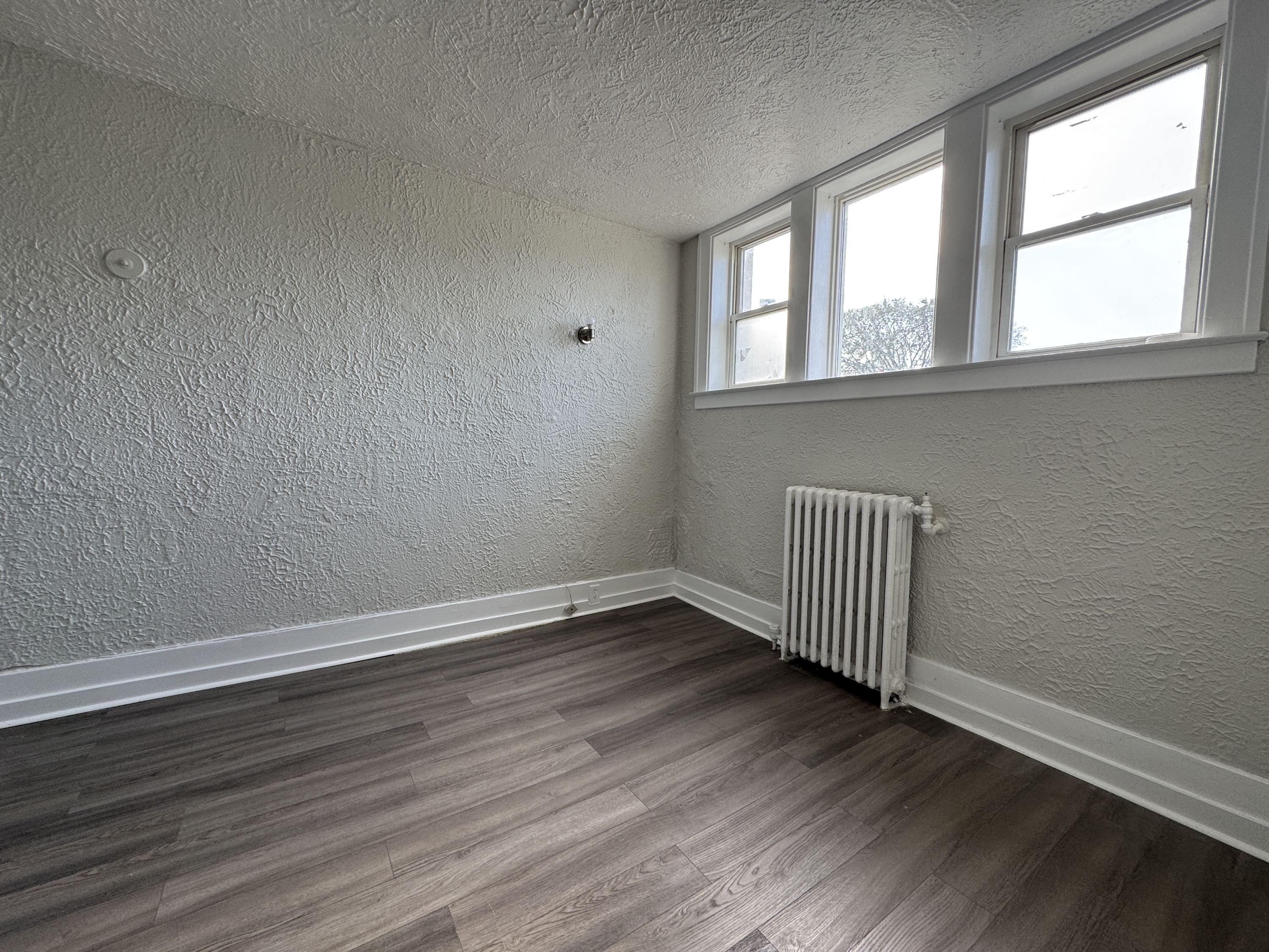 208 Giles Boulevard East - 7