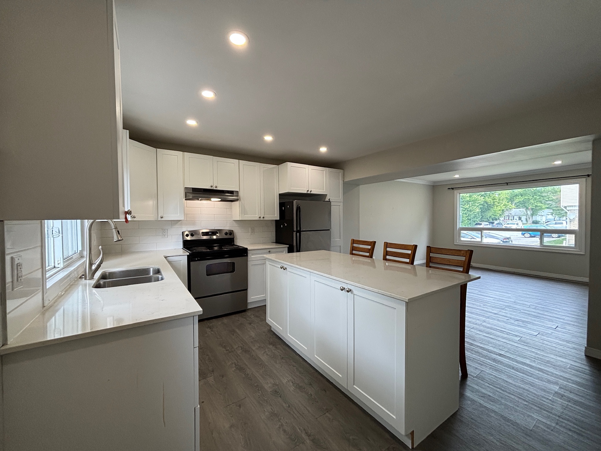 351 Murray Street - A01