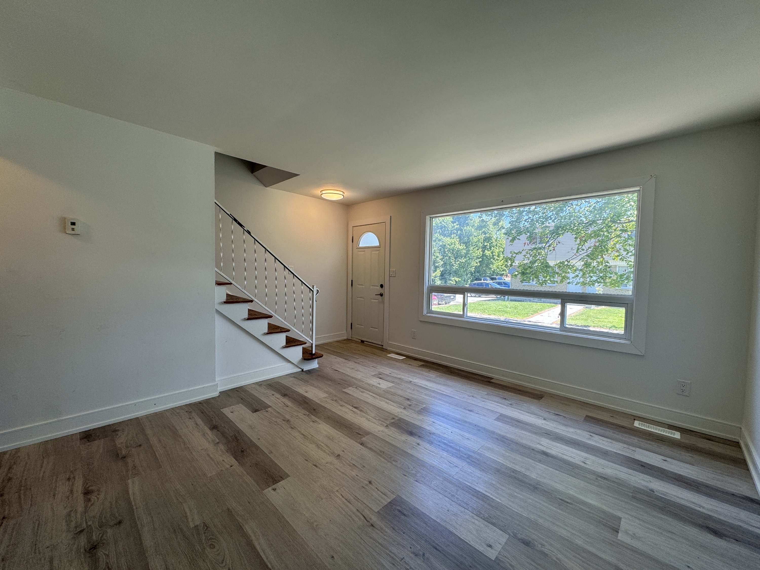 351 Murray Street - D04